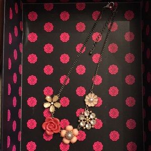Flower Necklace